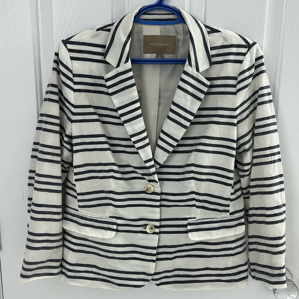 Banana Republic Blazer. Size 8
